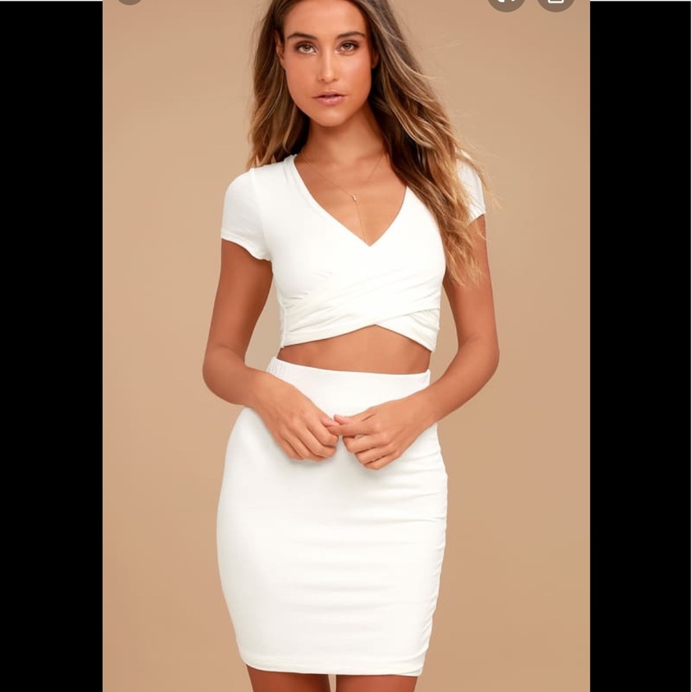 NEW WITH TAGS Lulus Ivory Two Piece Crop Top Set